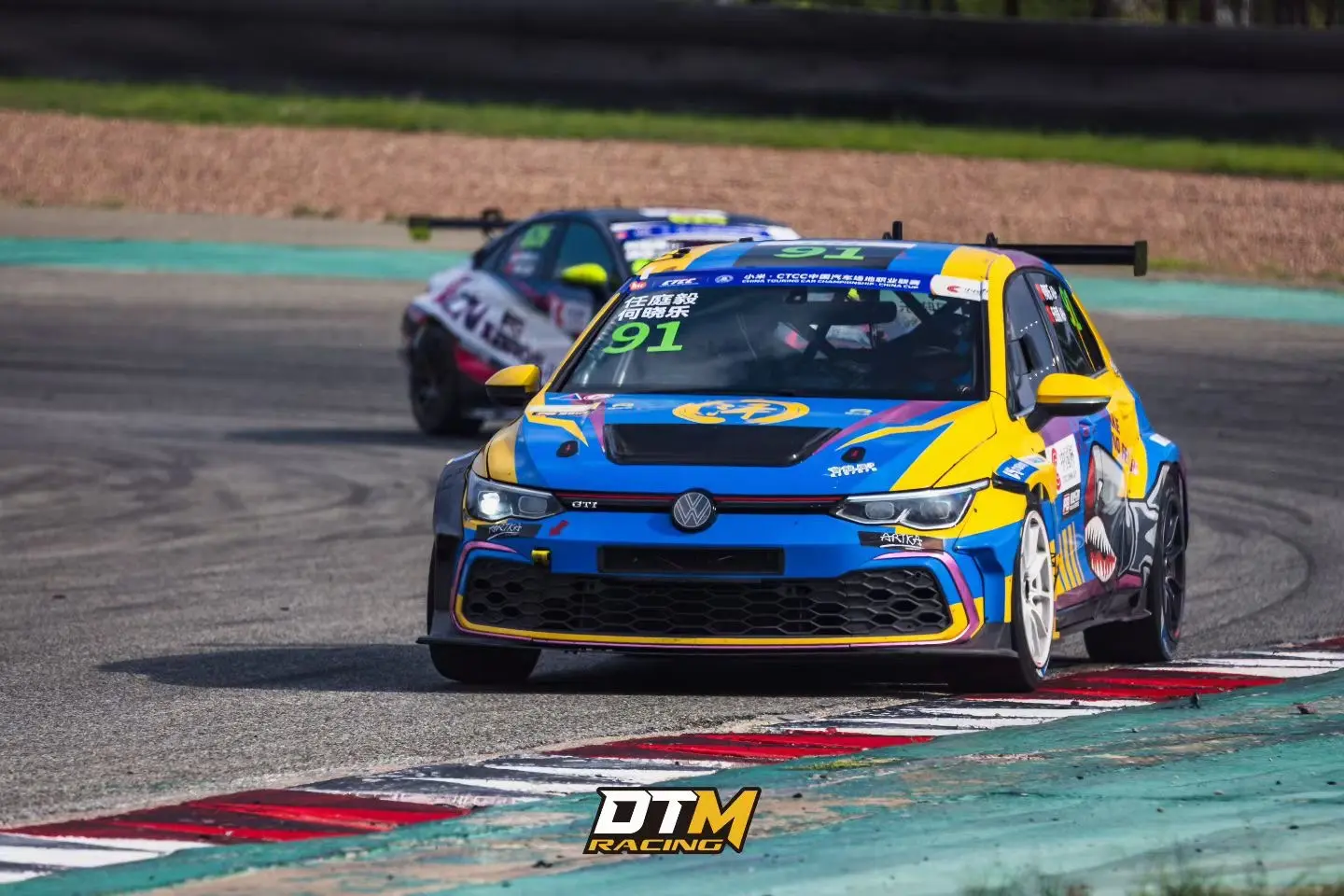 DTM Racing 91 号大众高尔夫 TCS 赛车参加 CTCC 比赛