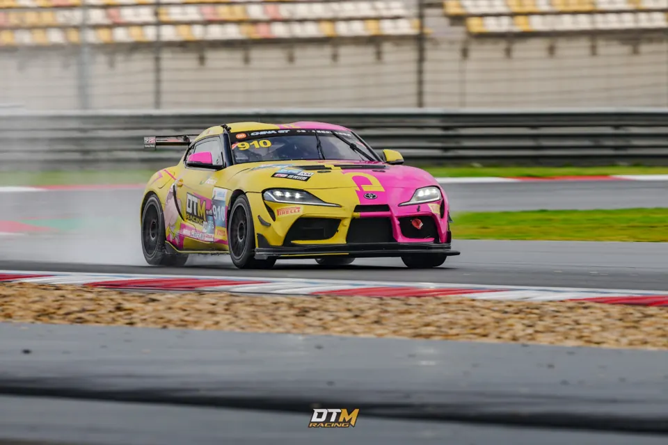 2026 China GT 上海站 · #910 雨战镜头