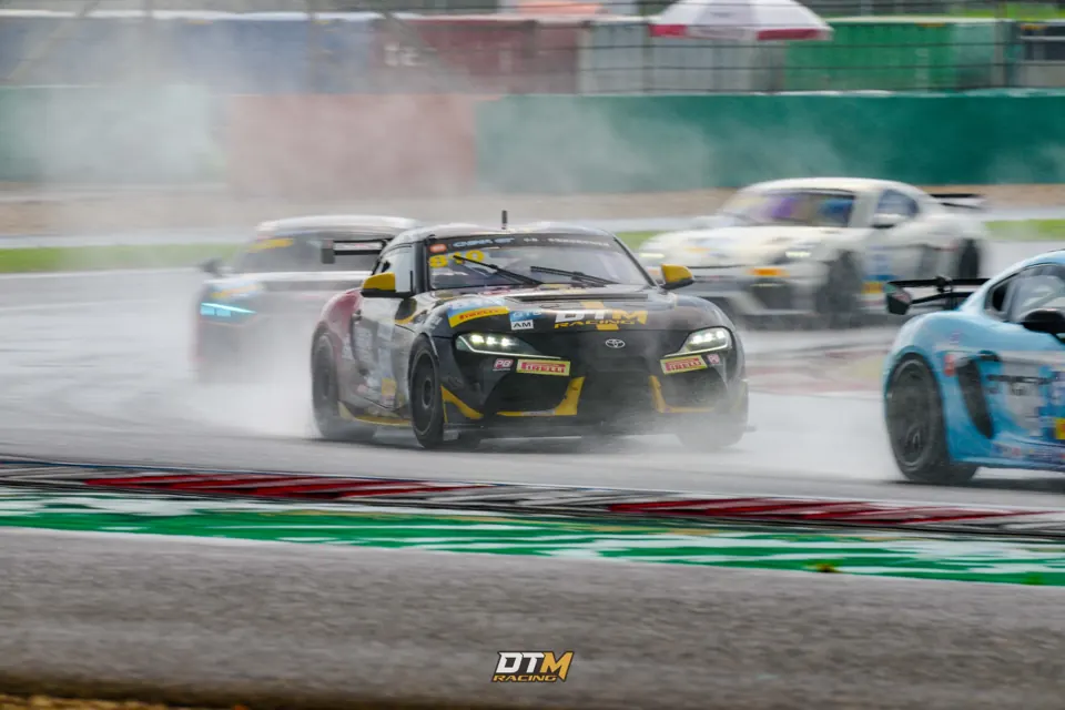2026 China GT 上海站 · #810 雨中竞逐