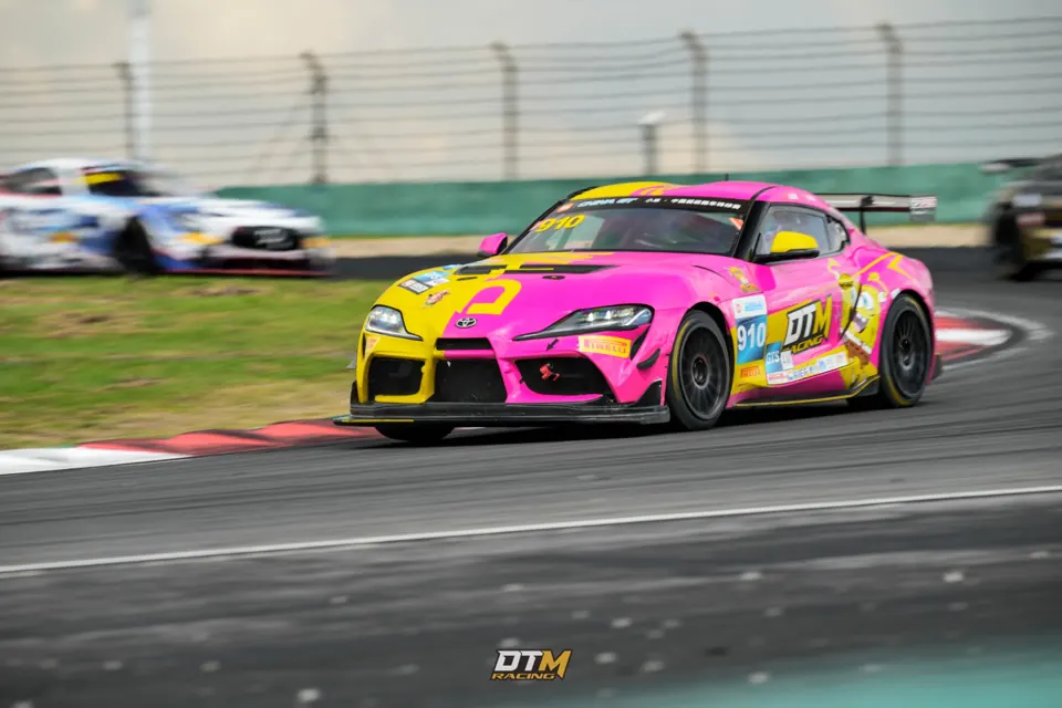 2026 China GT 上海站 · #910 黄粉涂装